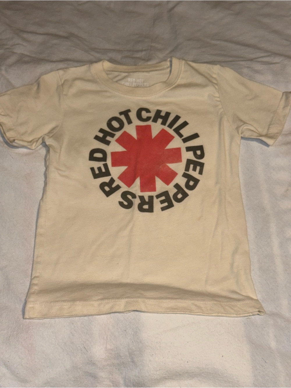 Red Star Graphic Cream Kids Tee - Band Logo Style